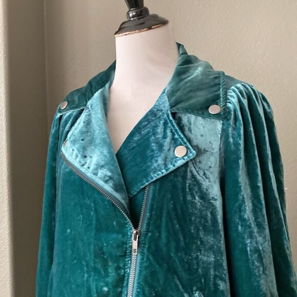 Torrid NWT Botanical Garden Teal Blue Velvet Moto Jacket - Picture 6 of 14